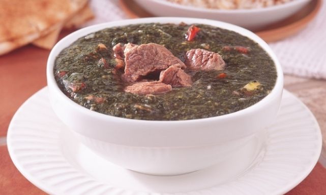 طريقة عمل الملوخية باللحم والطماطم