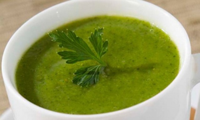 طريقة عمل شوربة القرع الأخضر بالجبن