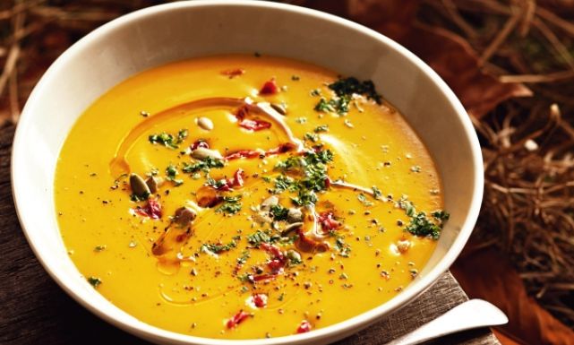 طريقة عمل شوربة اليقطين الكريمية