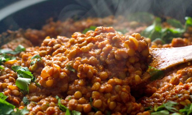 طريقة عمل العدس بالجبة