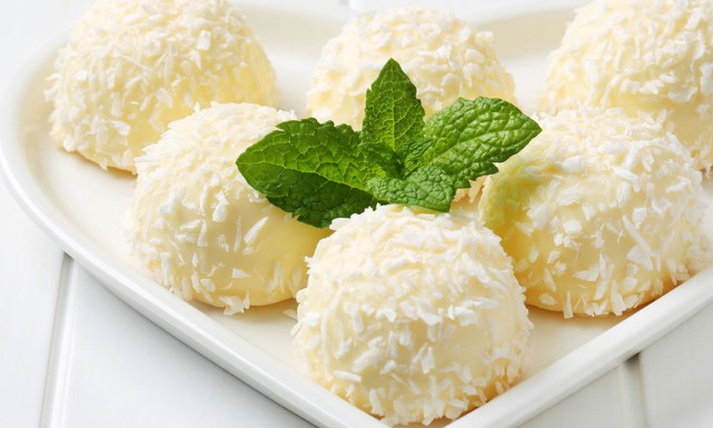 طريقة عمل كرات الأرز اليابانية بجوز الهند
