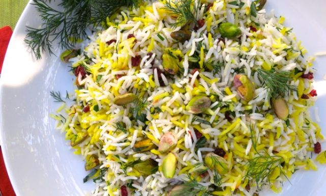 طريقة عمل أرز طبقات بالفستق والشبت