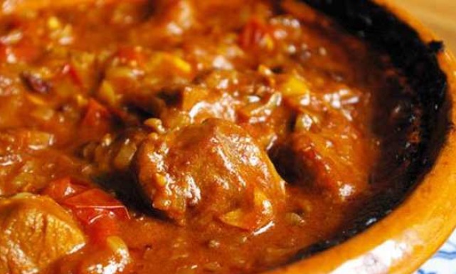 طريقة عمل لحم بالبندورة